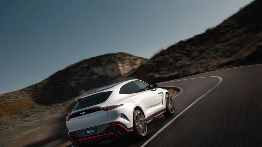 Aston_martin_dbx_s_3 (1)