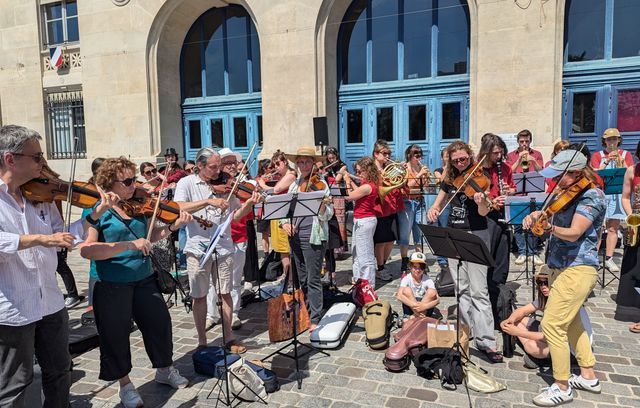 L'orchestre de lutte
