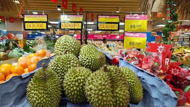 Le durian de Tien Giang et Ben coûte 73 500 Vnd / kg. Durian Tien Giang et Ben Tre ont coûté 73 500 Vnd / kg