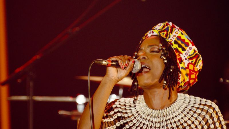 Pearl Lama, concert à Bataclan à Paris le 8 mars