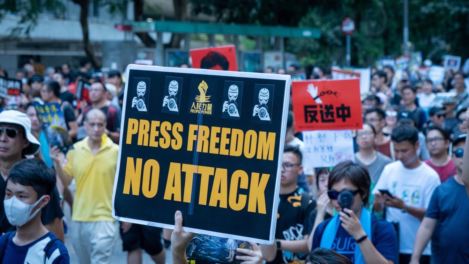 Les médias chinois et Internet sont très censurés.
