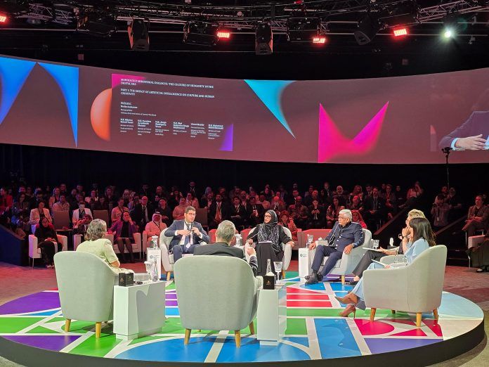 Sumarturul-abu-dhabi Intelligence artificielle au cœur des réflexions du sommet culturel d'Abu Dhabi