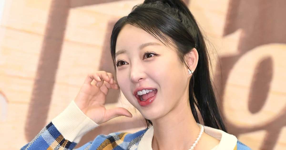 Secrets, trahisons, e-mails cachés: les idoles de K-pop swing tout, les utilisateurs d'Internet sont indignés Secrets, trahisons, e-mails cachés: les idoles de K-pop swing tout, les utilisateurs d'Internet sont indignés