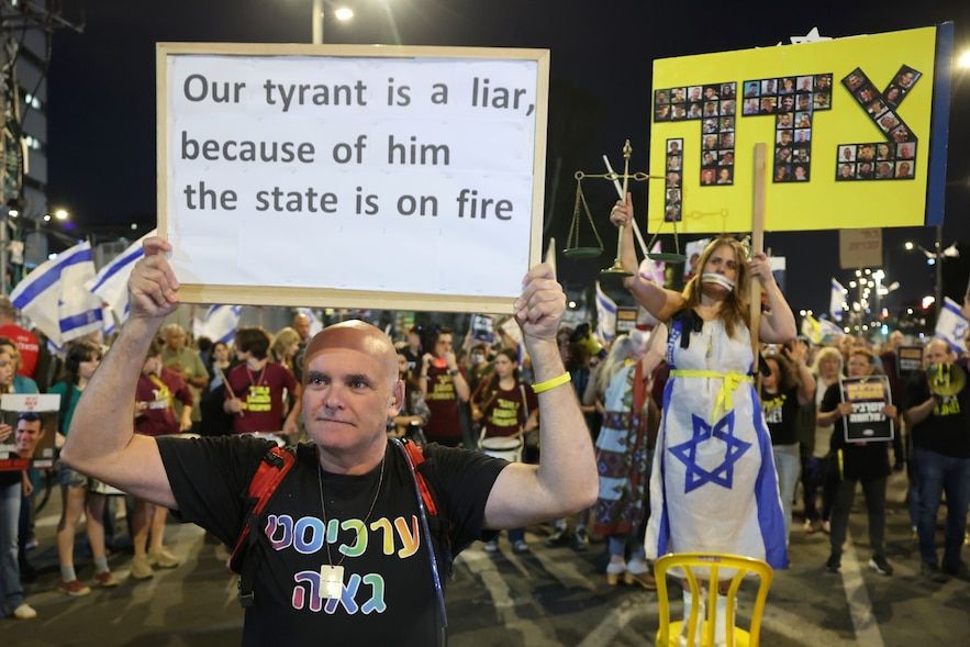 Les Israéliens montrent à Tel Aviv de prétendre au gouvernement qu'il agit pour obtenir la libération des otages conservés par le Hamas à Gaza, le 3 mai 2025