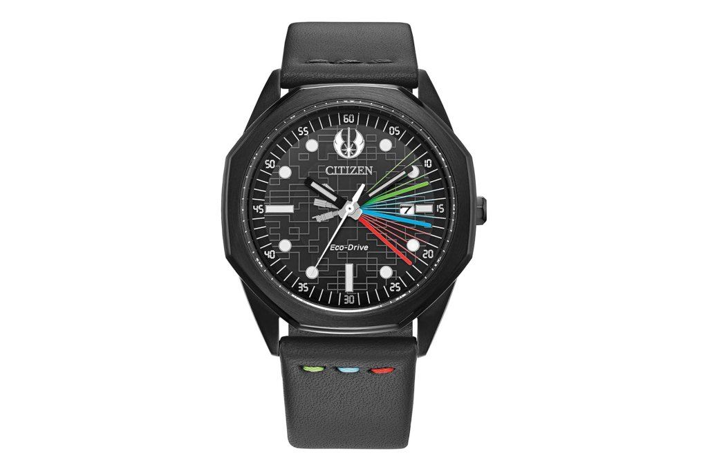 Une montre citoyenne noire avec un groupe noir