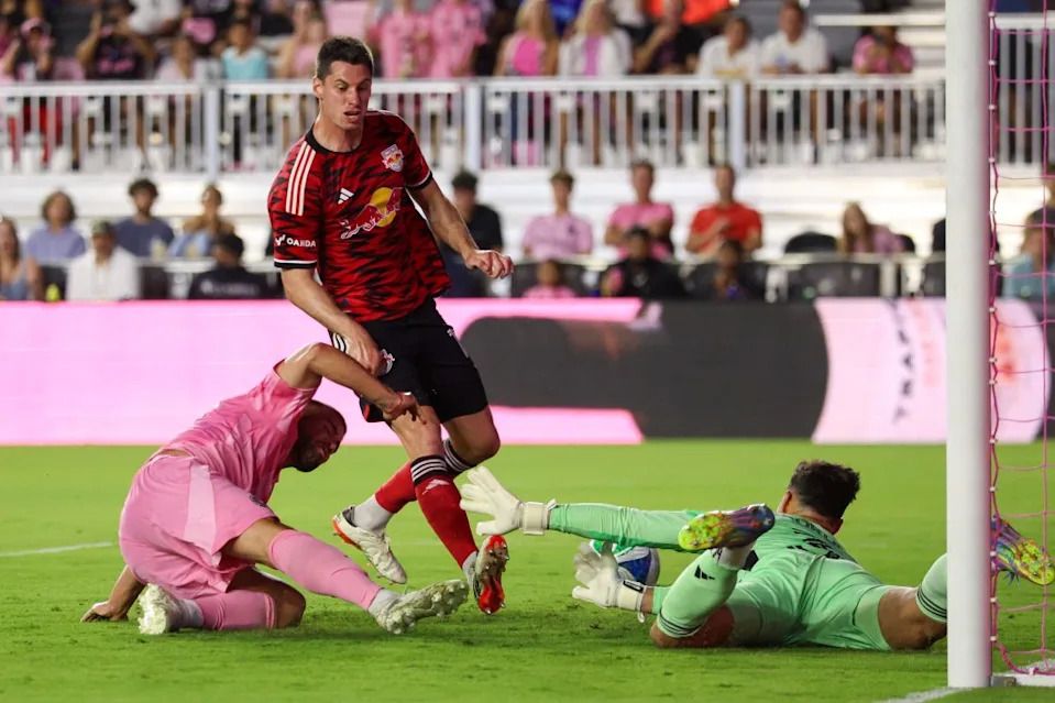 Marcelo Weigandt marque un but lors de la victoire d'Inter Miami contre les Red Bulls. Images d'image