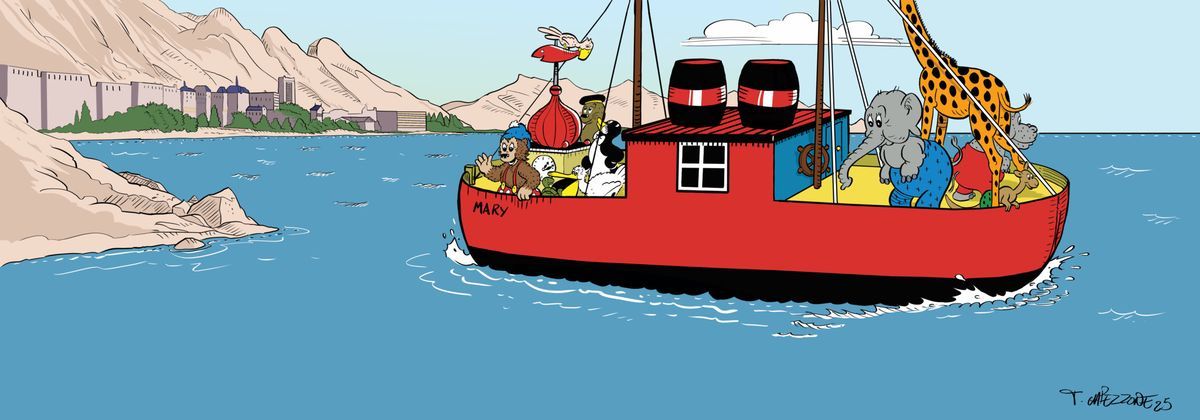 Le bateau de Petzi navigue dans l'eau, avec Petzi et ses amis, y compris une girafe, à bord. Montagnes et ville en arrière-plan. Le bateau de Petzi navigue dans l'eau, avec Petzi et ses amis, y compris une girafe, à bord. Montagnes et ville en arrière-plan.