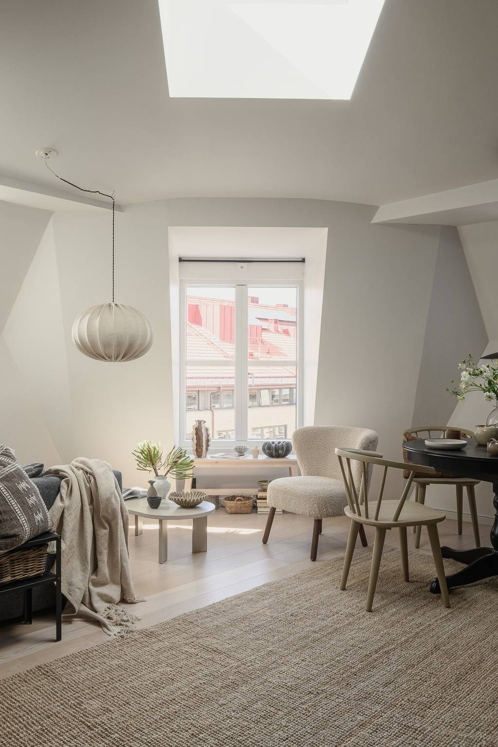 SALON MANANSARDÉ APPARTEMENT 34M2