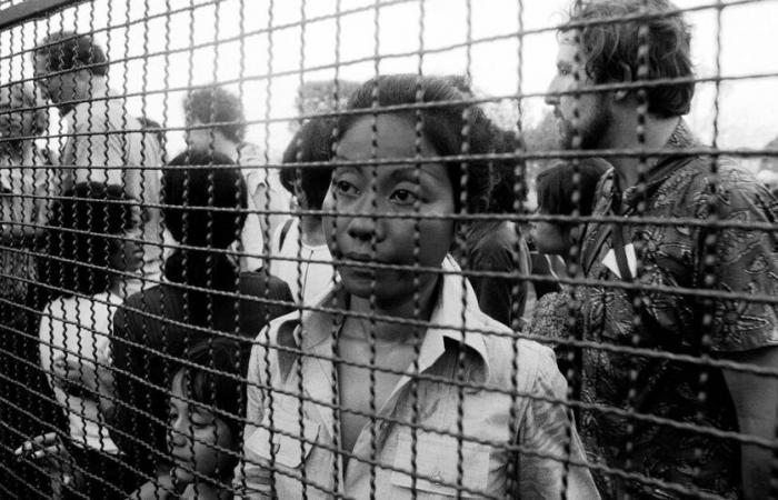 De retour à la chute de l’ambassade de France en 1975 sous pression du Khmer Rouge – Libération -.