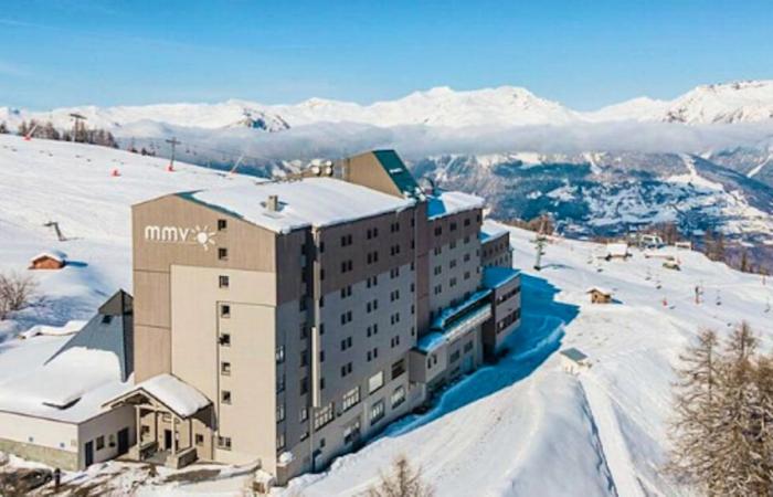 Plus de 500 personnes ont évacué d’un hôtel – Suisse -.