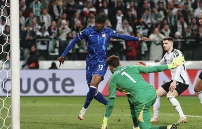 En explosant contre Legia Varsovie, Chelsea atteint le billet pour les demi-finales de la conférence de la ligue -.