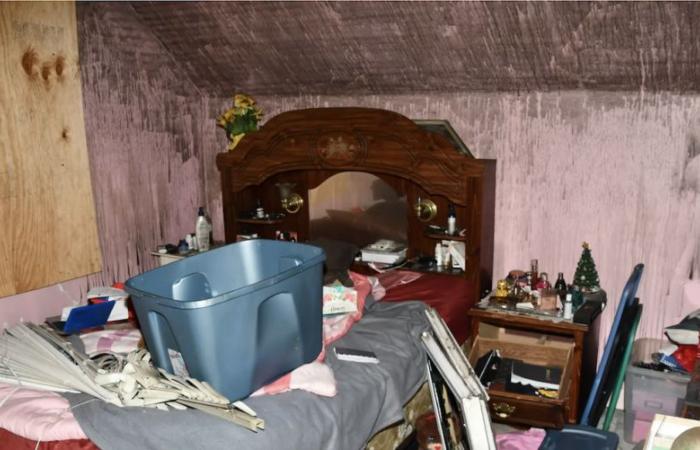 Il tire sa chambre après avoir été enfermé là-bas pendant 20 ans – la France -.