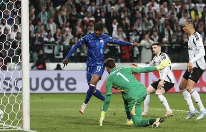 En explosant contre Legia Varsovie, Chelsea atteint le billet pour les demi-finales de la conférence de la ligue -.