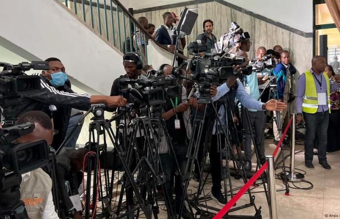Au Sénégal, la presse menaçait sous Bassirou Diomaye Faye -.