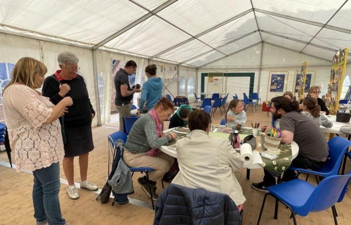 Le succès retentissant de la foire du livre avec 450 visiteurs-24 auteurs était présent -.