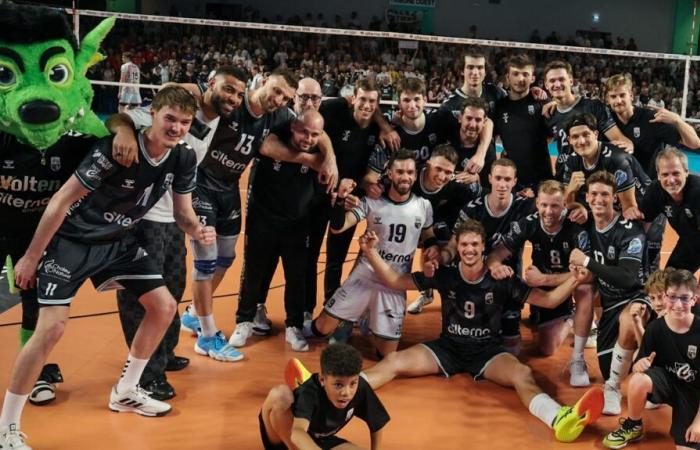 DIRECT. Sous les yeux de Earvin Ngapeth, Poitiers se qualifie pour la finale dans une salle de bouillante de Lawson-Body -.