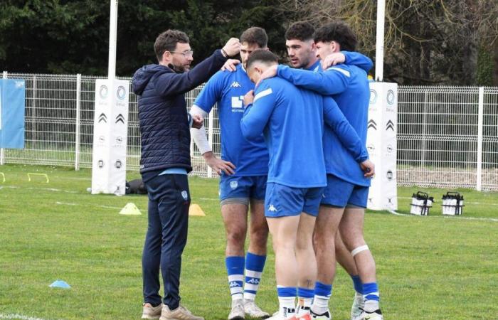 À Périgueux, Jean-Baptiste Pégain a été «surpris de l’exigence des joueurs» -.