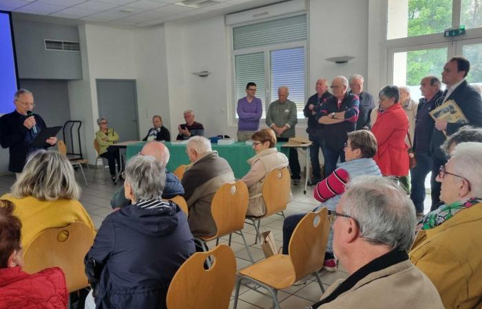 80 ans après la libération, un livre retrace l’histoire de Creusot en guerre -.