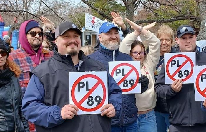 Un rassemblement à Rimouski contre les décisions de «l’austérité» du gouvernement -.