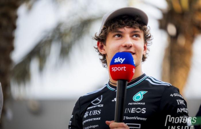 Kimi Antonelli surprend les deux McLaren -.