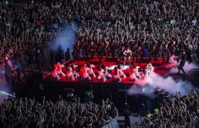 Lady Gaga met le feu à Rio de Janeiro pour un énorme concert gratuit -.