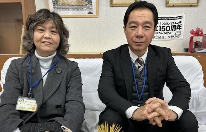 Un robot en renforcement au Japon -.