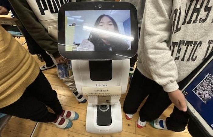 Un robot en renforcement au Japon -.