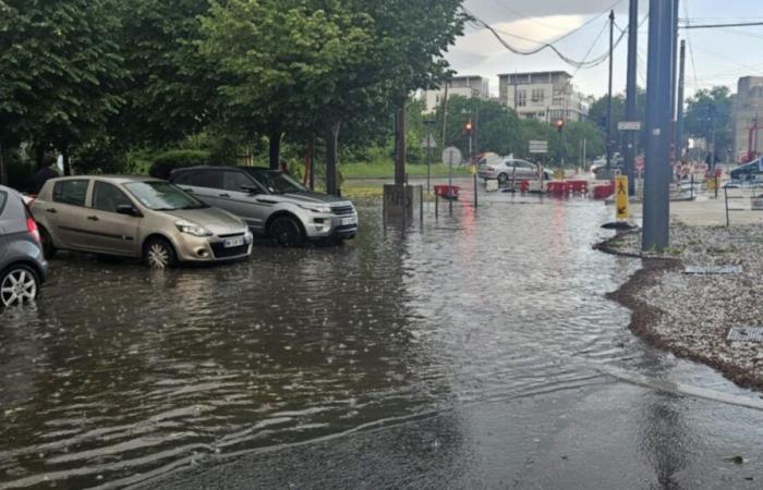 Une tempête de grêle frappe Lyon ce samedi après-midi samedi -.