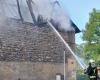 Dans un village près de Tarbes, un feu violent ravage une maison historique qui devait accueillir le futur centre de loisirs -.